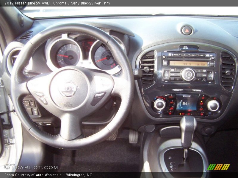 Chrome Silver / Black/Silver Trim 2012 Nissan Juke SV AWD