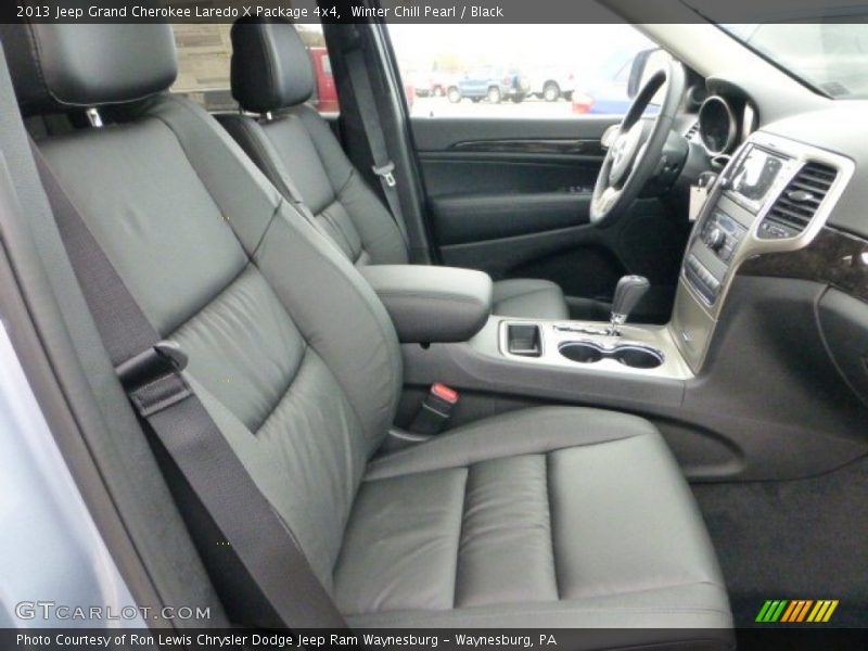 Front Seat of 2013 Grand Cherokee Laredo X Package 4x4
