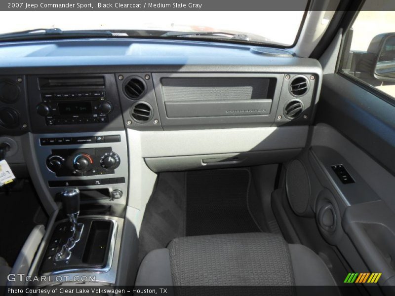 Black Clearcoat / Medium Slate Gray 2007 Jeep Commander Sport