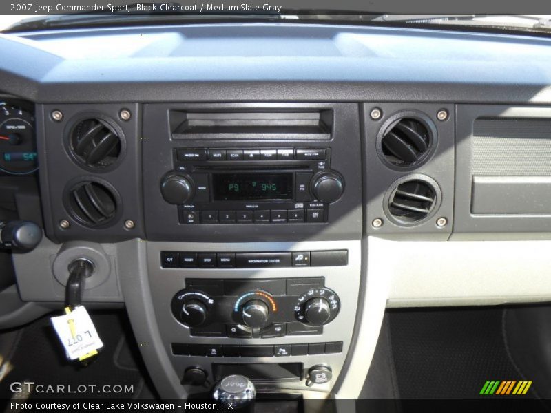 Black Clearcoat / Medium Slate Gray 2007 Jeep Commander Sport