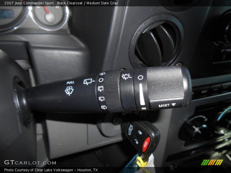 Black Clearcoat / Medium Slate Gray 2007 Jeep Commander Sport