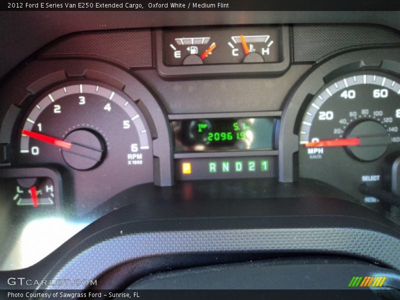 Oxford White / Medium Flint 2012 Ford E Series Van E250 Extended Cargo