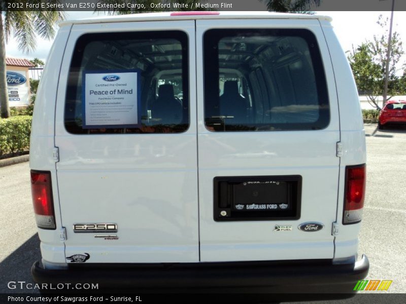 Oxford White / Medium Flint 2012 Ford E Series Van E250 Extended Cargo