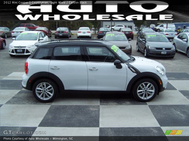 Light White / Carbon Black 2012 Mini Cooper S Countryman