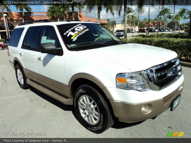 Front 3/4 View of 2012 Expedition XLT