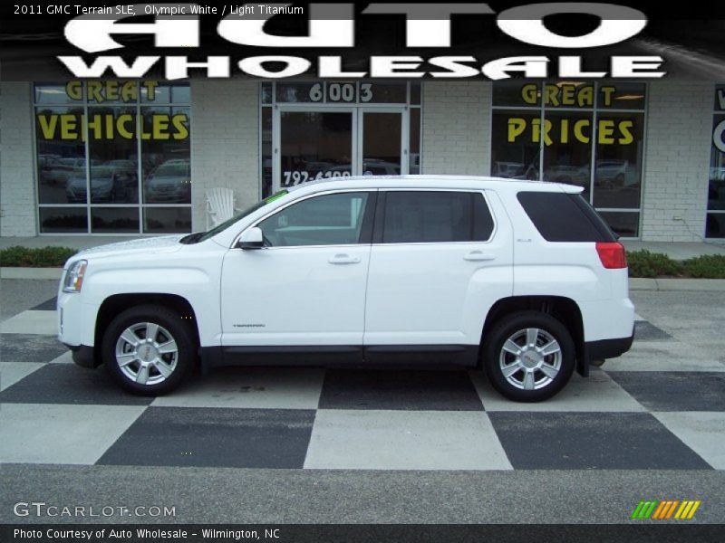 Olympic White / Light Titanium 2011 GMC Terrain SLE