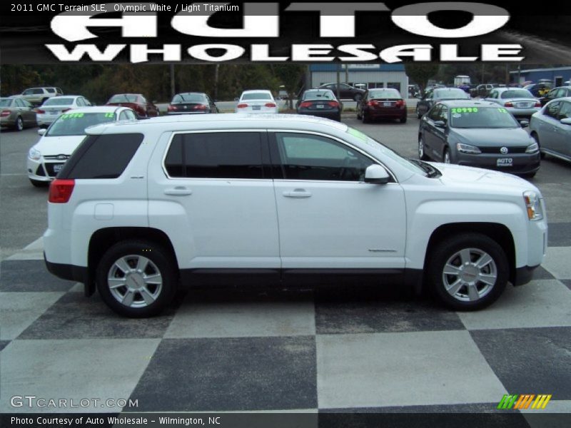 Olympic White / Light Titanium 2011 GMC Terrain SLE