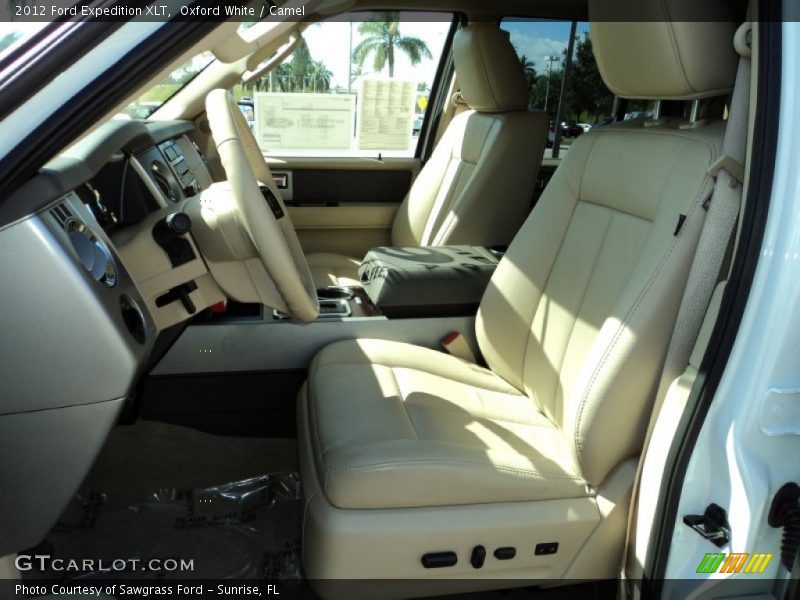 Oxford White / Camel 2012 Ford Expedition XLT