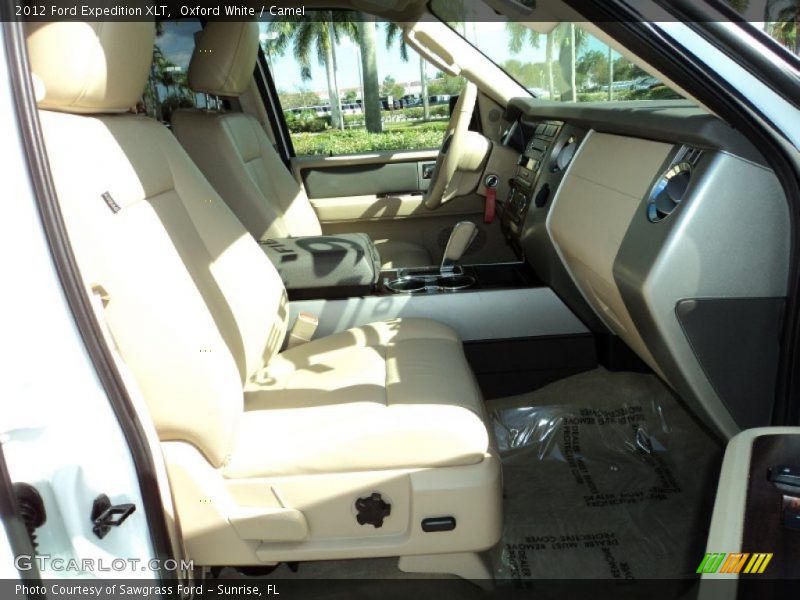 Oxford White / Camel 2012 Ford Expedition XLT