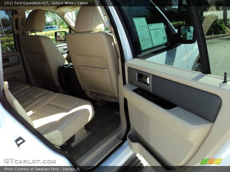 Oxford White / Camel 2012 Ford Expedition XLT