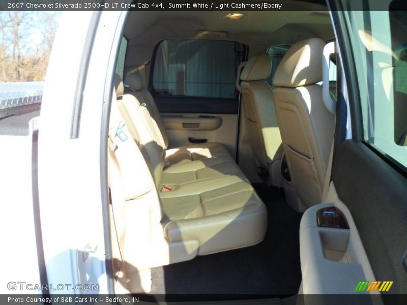 Summit White / Light Cashmere/Ebony 2007 Chevrolet Silverado 2500HD LT Crew Cab 4x4