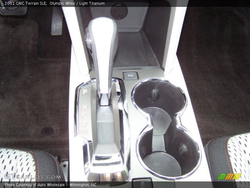 Olympic White / Light Titanium 2011 GMC Terrain SLE