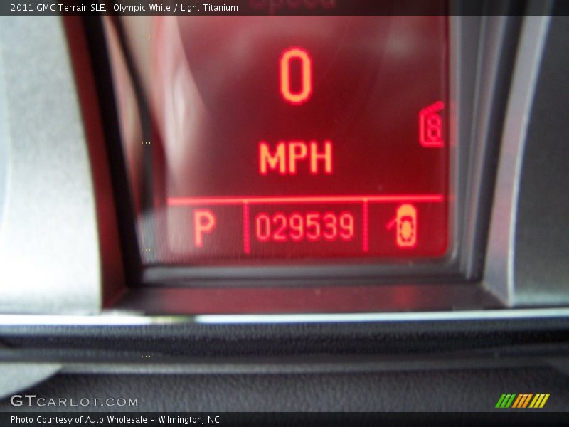 Olympic White / Light Titanium 2011 GMC Terrain SLE