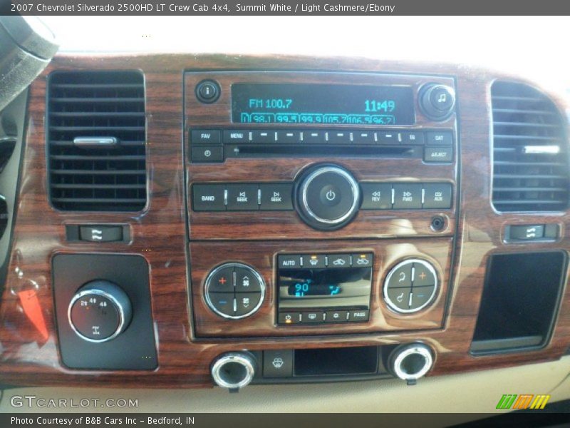 Summit White / Light Cashmere/Ebony 2007 Chevrolet Silverado 2500HD LT Crew Cab 4x4