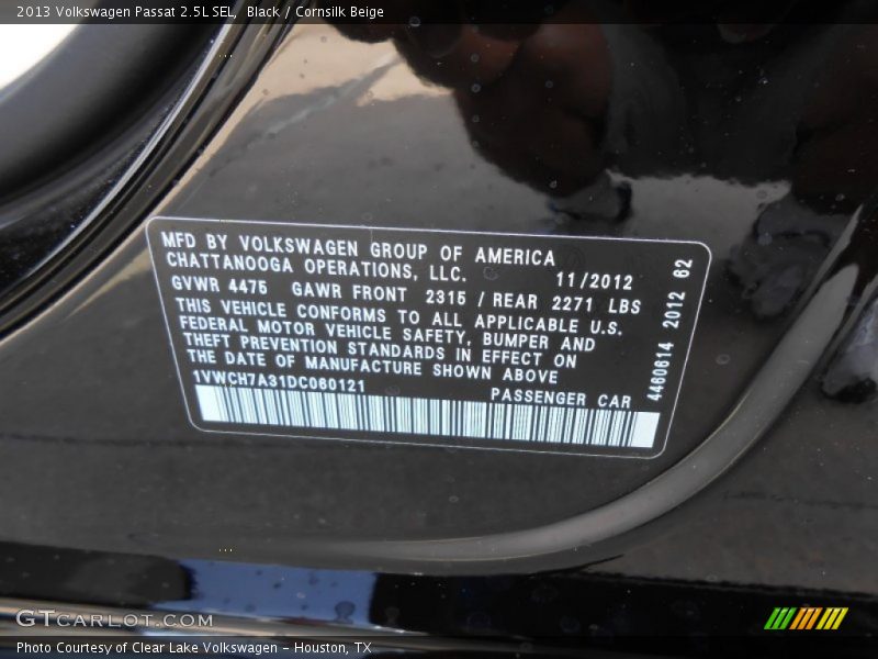 Black / Cornsilk Beige 2013 Volkswagen Passat 2.5L SEL