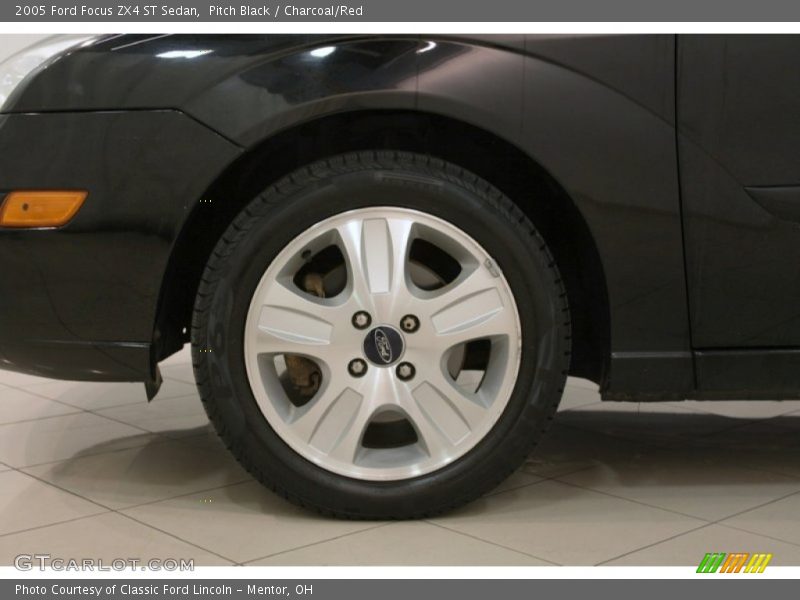  2005 Focus ZX4 ST Sedan Wheel