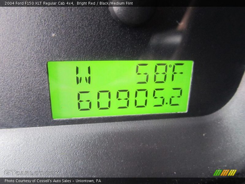 Bright Red / Black/Medium Flint 2004 Ford F150 XLT Regular Cab 4x4