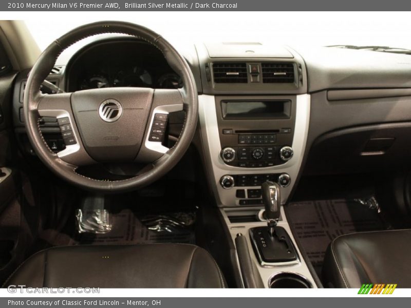 Dashboard of 2010 Milan V6 Premier AWD