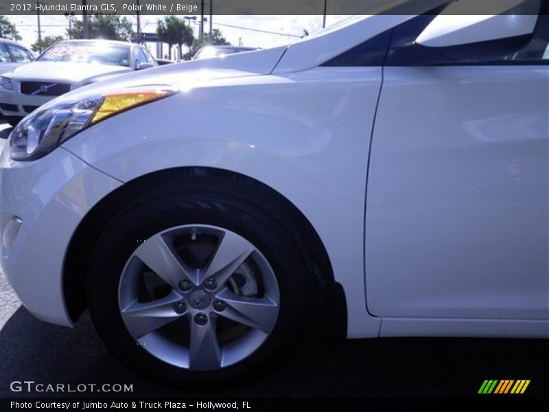 Polar White / Beige 2012 Hyundai Elantra GLS