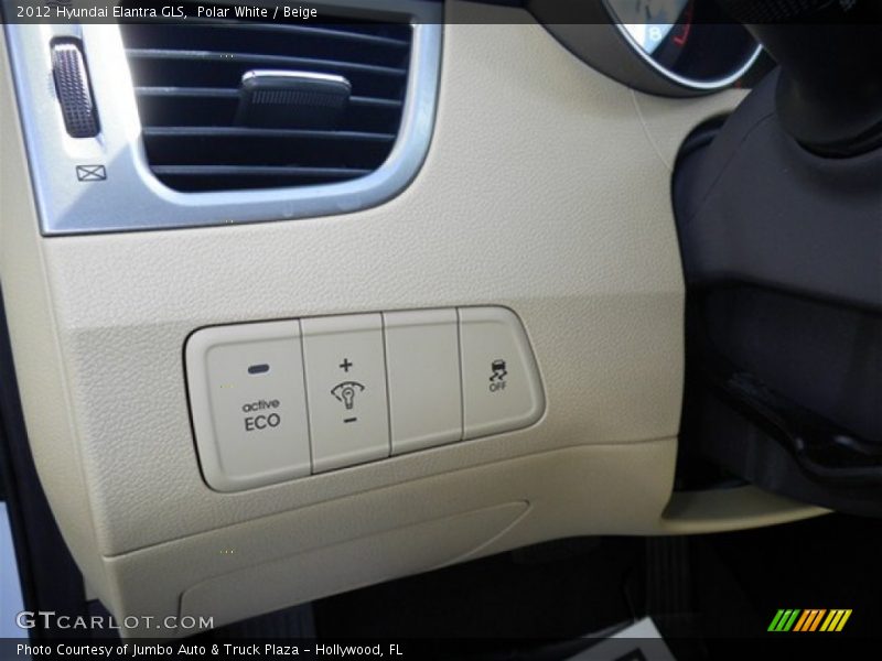 Polar White / Beige 2012 Hyundai Elantra GLS
