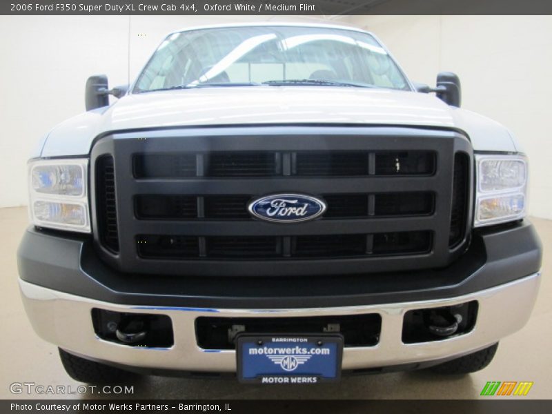 Oxford White / Medium Flint 2006 Ford F350 Super Duty XL Crew Cab 4x4