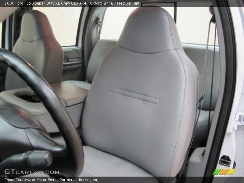 Oxford White / Medium Flint 2006 Ford F350 Super Duty XL Crew Cab 4x4