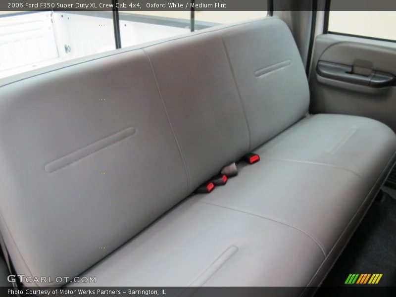 Oxford White / Medium Flint 2006 Ford F350 Super Duty XL Crew Cab 4x4