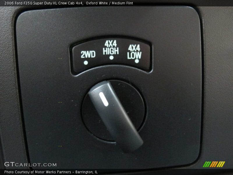 Controls of 2006 F350 Super Duty XL Crew Cab 4x4