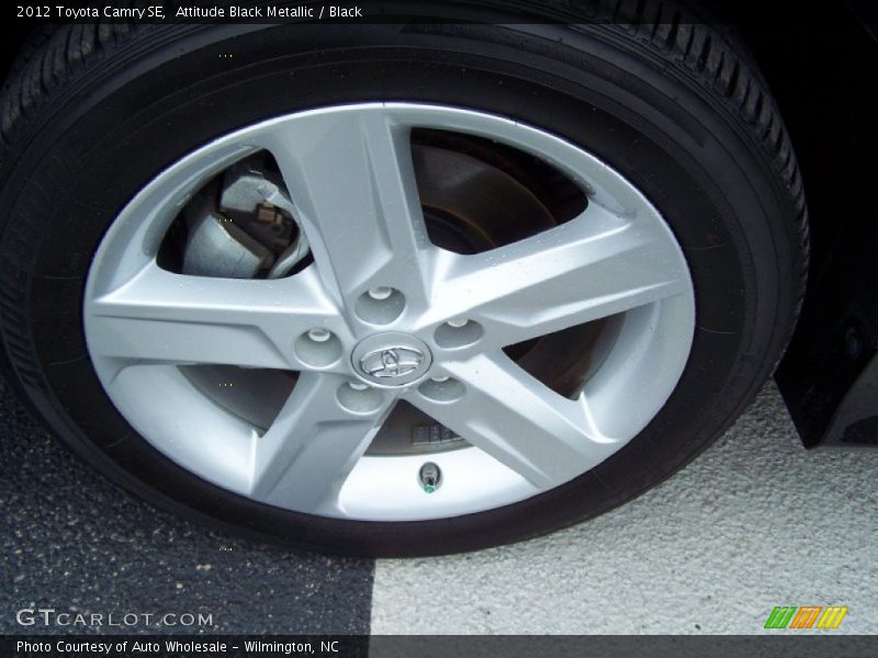 Attitude Black Metallic / Black 2012 Toyota Camry SE