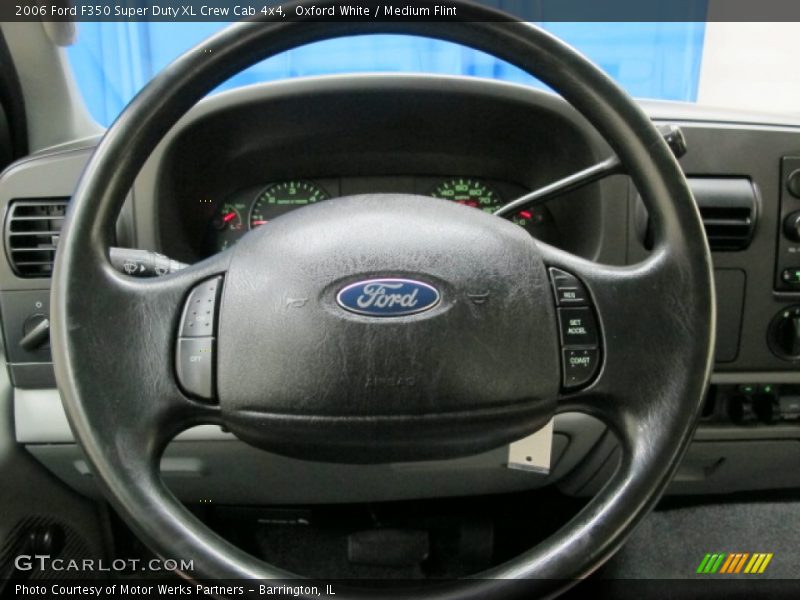  2006 F350 Super Duty XL Crew Cab 4x4 Steering Wheel