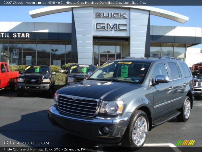 Mineral Gray Metallic / Dark Slate Gray/Light Slate Gray 2007 Chrysler Aspen Limited HEMI 4WD