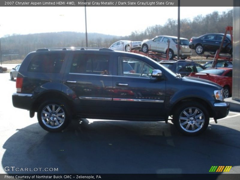 Mineral Gray Metallic / Dark Slate Gray/Light Slate Gray 2007 Chrysler Aspen Limited HEMI 4WD