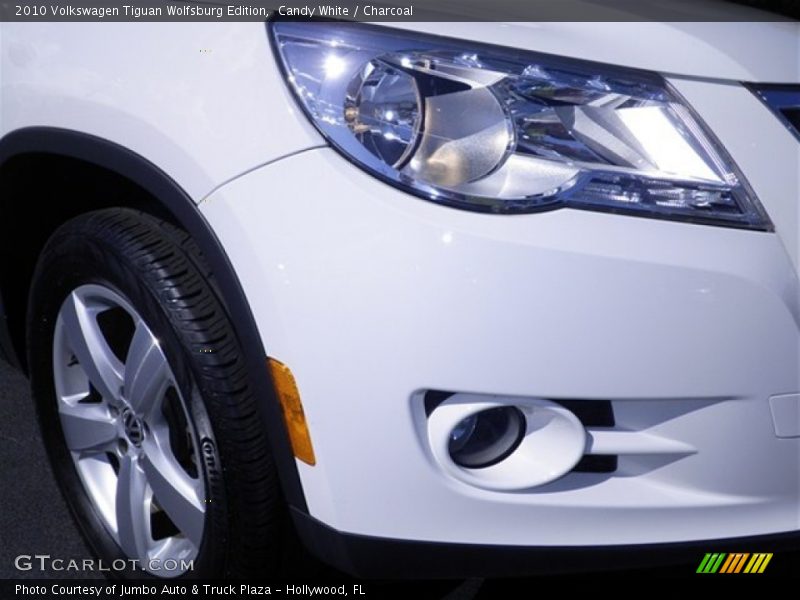 Candy White / Charcoal 2010 Volkswagen Tiguan Wolfsburg Edition