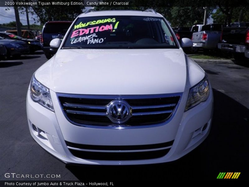 Candy White / Charcoal 2010 Volkswagen Tiguan Wolfsburg Edition