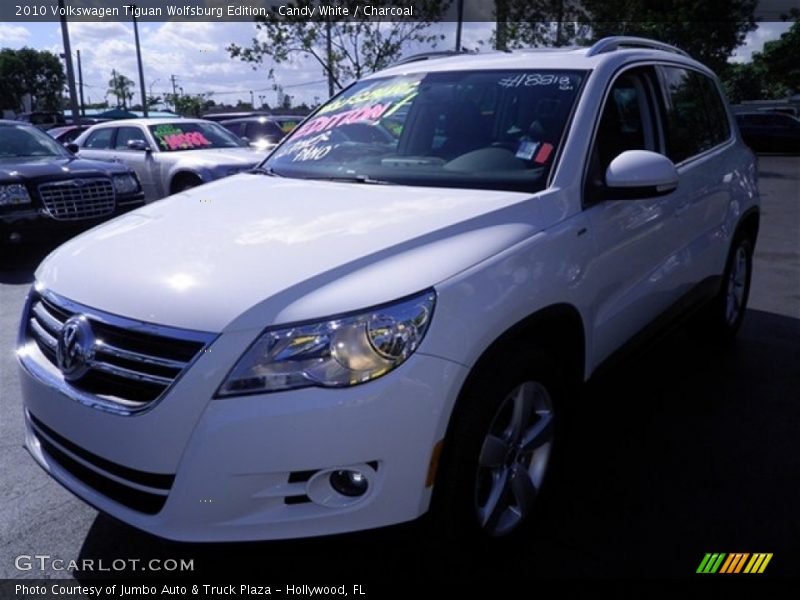 Candy White / Charcoal 2010 Volkswagen Tiguan Wolfsburg Edition