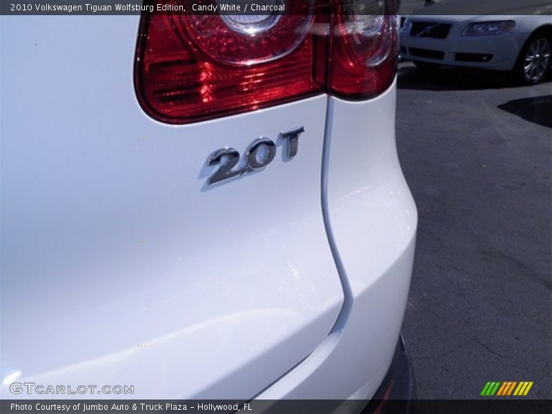 Candy White / Charcoal 2010 Volkswagen Tiguan Wolfsburg Edition