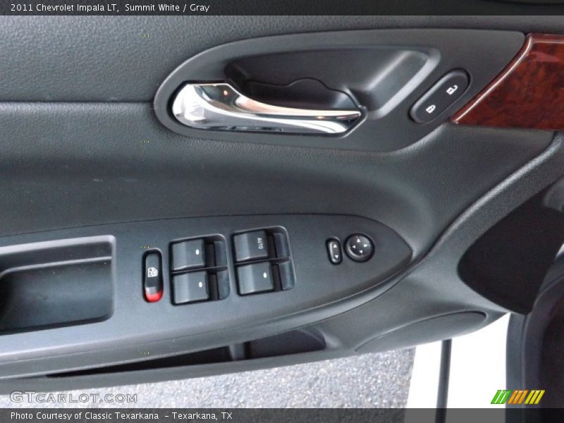 Summit White / Gray 2011 Chevrolet Impala LT