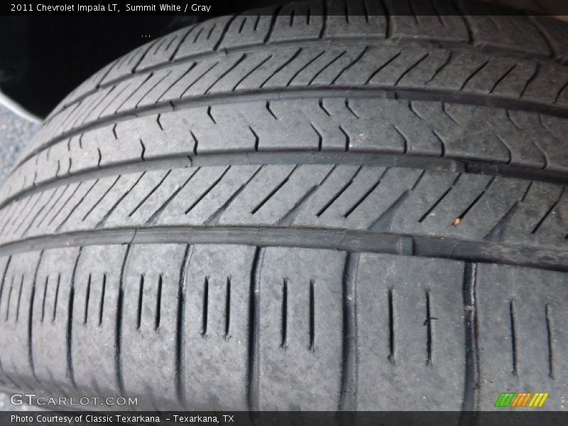 Summit White / Gray 2011 Chevrolet Impala LT