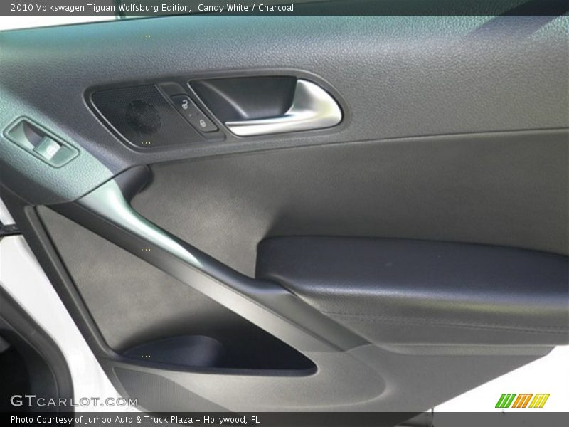 Candy White / Charcoal 2010 Volkswagen Tiguan Wolfsburg Edition