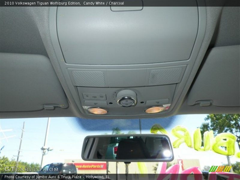 Candy White / Charcoal 2010 Volkswagen Tiguan Wolfsburg Edition