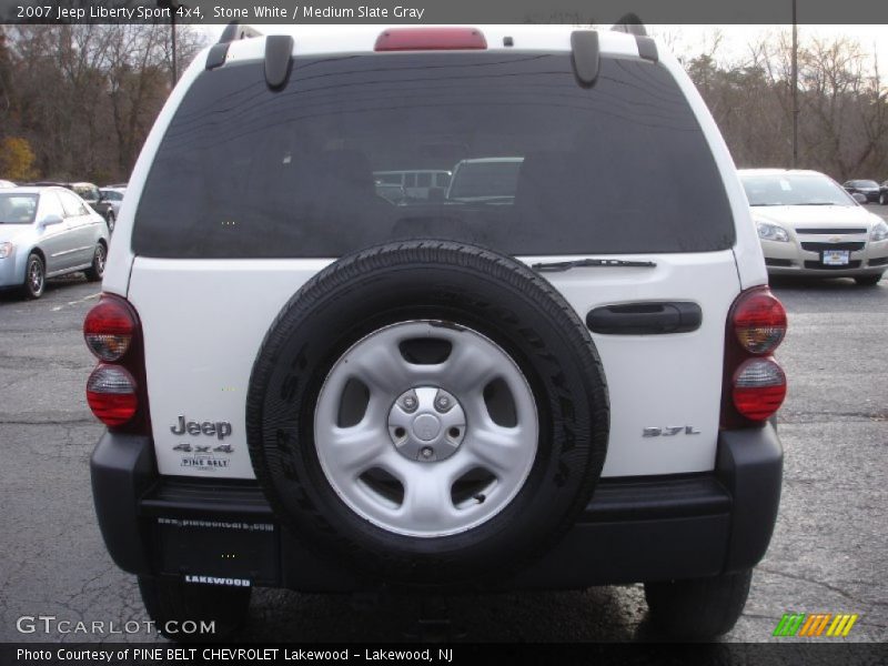 Stone White / Medium Slate Gray 2007 Jeep Liberty Sport 4x4