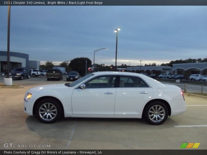 Bright White / Black/Light Frost Beige 2011 Chrysler 300 Limited