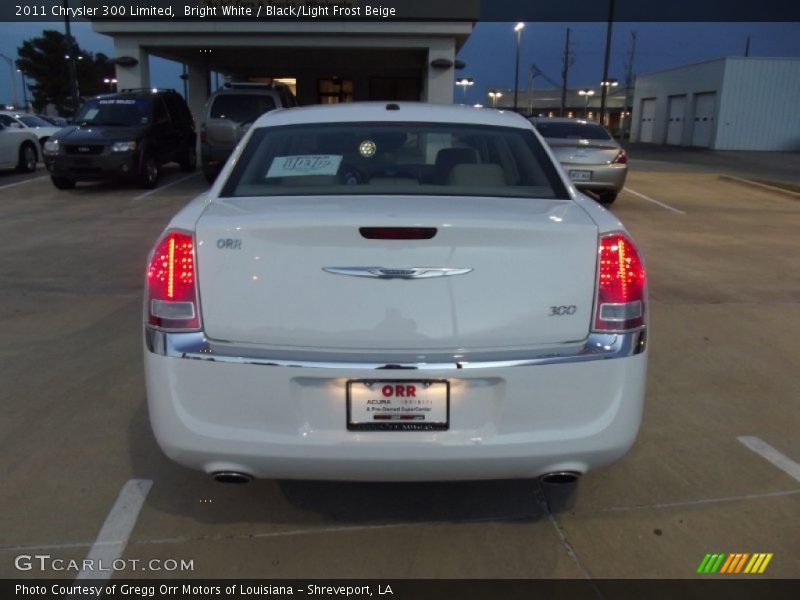 Bright White / Black/Light Frost Beige 2011 Chrysler 300 Limited