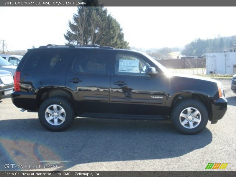 Onyx Black / Ebony 2013 GMC Yukon SLE 4x4