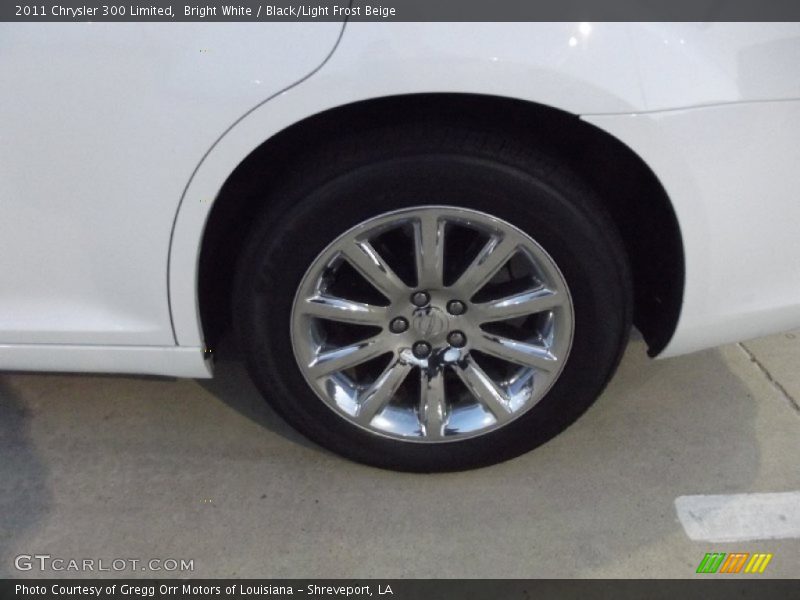 Bright White / Black/Light Frost Beige 2011 Chrysler 300 Limited