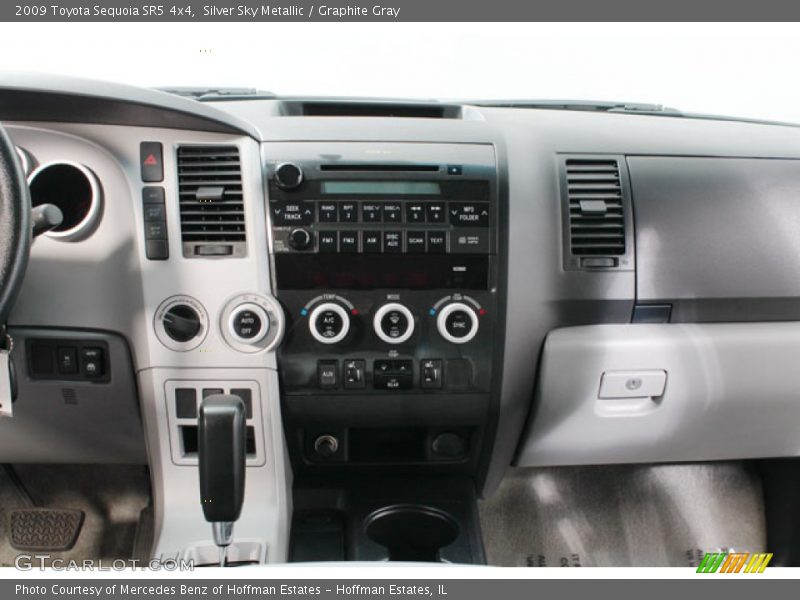 Silver Sky Metallic / Graphite Gray 2009 Toyota Sequoia SR5 4x4