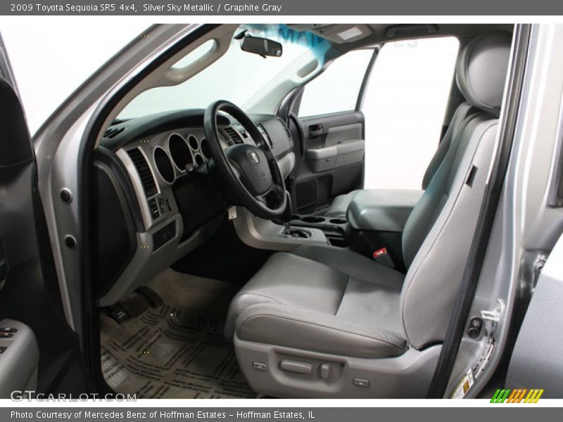 Silver Sky Metallic / Graphite Gray 2009 Toyota Sequoia SR5 4x4