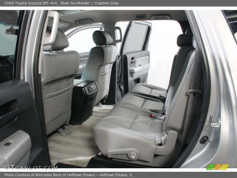 Silver Sky Metallic / Graphite Gray 2009 Toyota Sequoia SR5 4x4