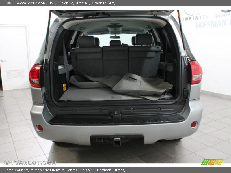 Silver Sky Metallic / Graphite Gray 2009 Toyota Sequoia SR5 4x4