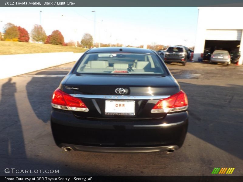 Black / Light Gray 2012 Toyota Avalon